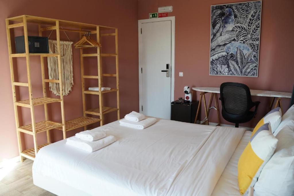 Ericeira Destination Hostel Luaran gambar